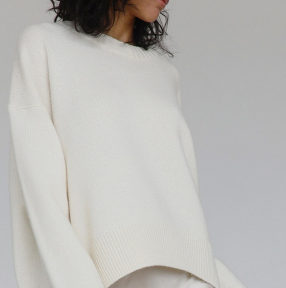 Women's Oversized Knitted Sweater | Crewneck, Loose Fit, Cozy & Stylish